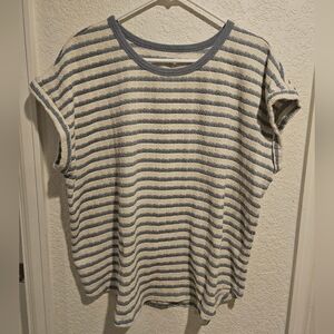 Casual Striped Women's Tee - Cream and Gray